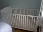 Caversham White Cot Bed - Excellent Condition